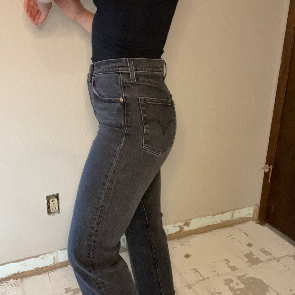 Levi’s Ribcage - 28 - High Rise Straight Ankle - Picture 4 of 5